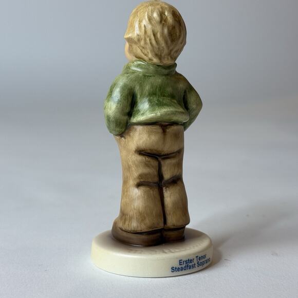 Hummel Figurine 848 Steadfast Soprano M I Hummel Club Membership 2005 2006 T90 - Picture 3 of 8